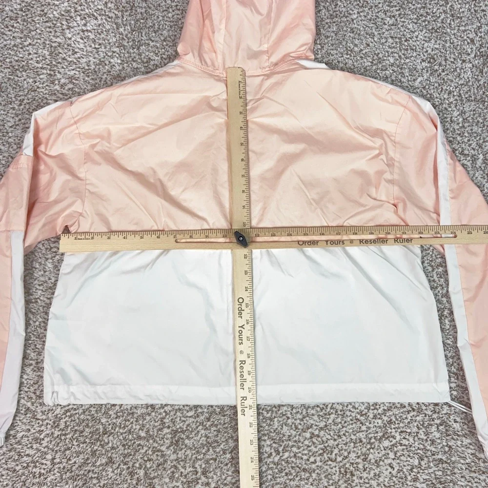 Nike Jacket Womens Medium Pink White Cropped Hooded Windbreaker Colorblock Light
